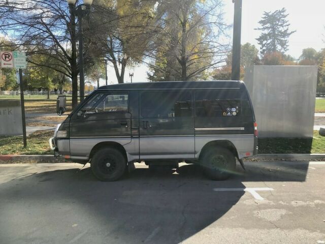 1991 Mitsubishi Delica L300 4x4 Adventure Van - photo 2