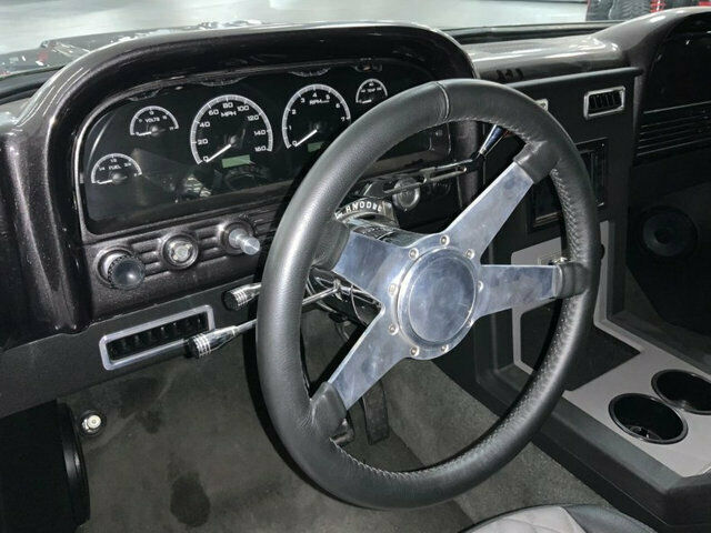 1963 Chevrolet Suburban - photo 11
