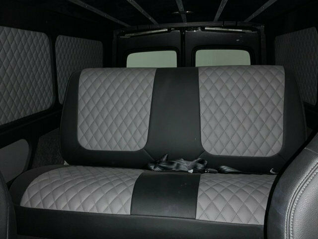 1963 Chevrolet Suburban - photo 12