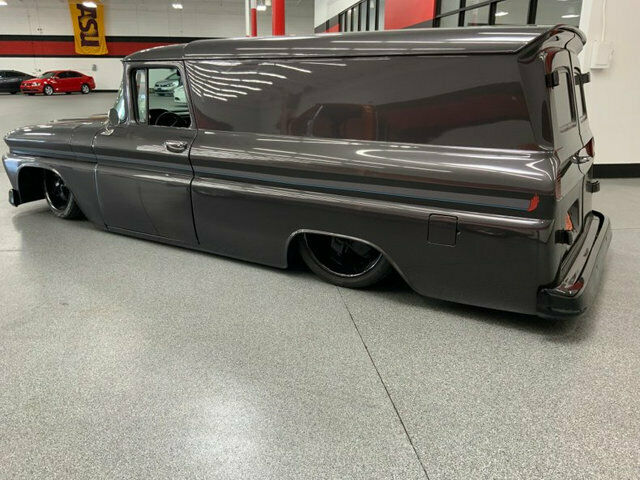 1963 Chevrolet Suburban - photo 4