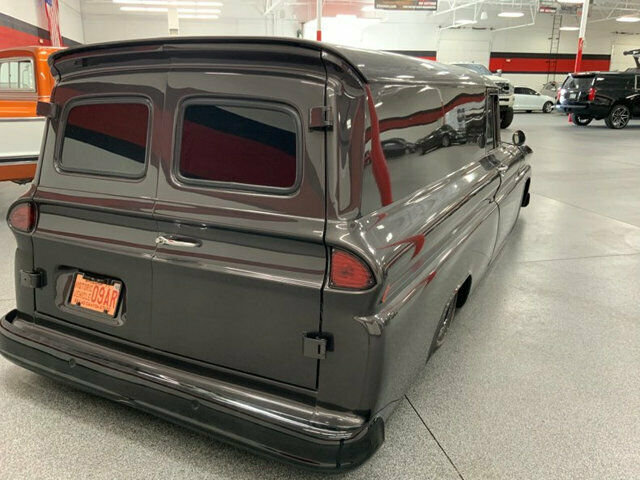 1963 Chevrolet Suburban - photo 6