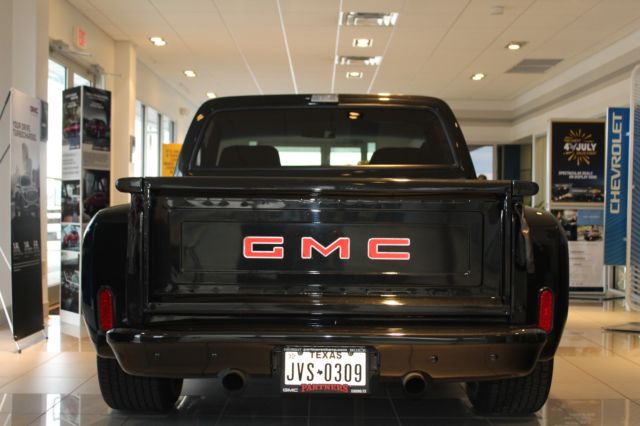 1985 GMC Sierra 1500 - photo 8