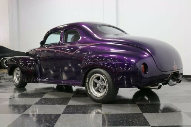 1946 Ford Deluxe Streetrod - photo 10