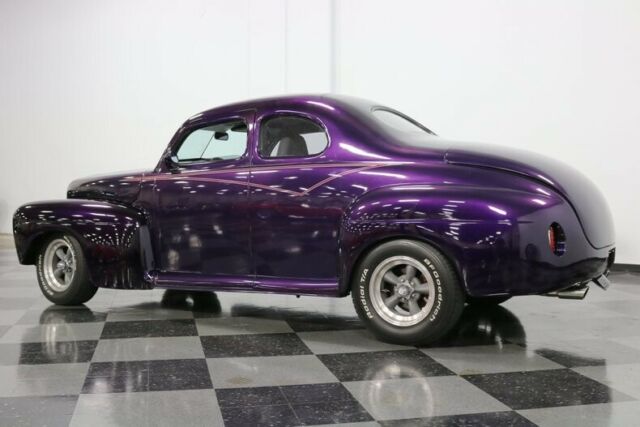 1946 Ford Deluxe Streetrod - photo 9
