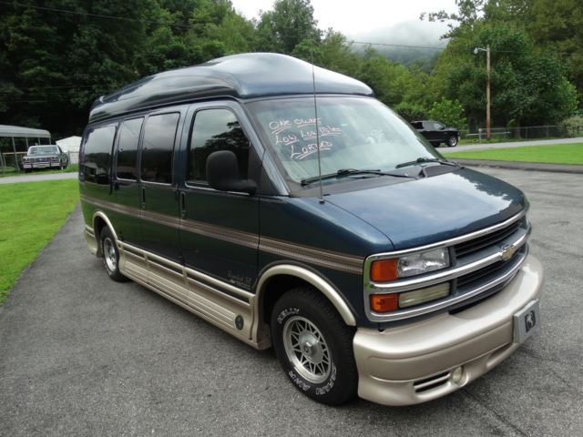 1989 Chevrolet Express leather - photo 3