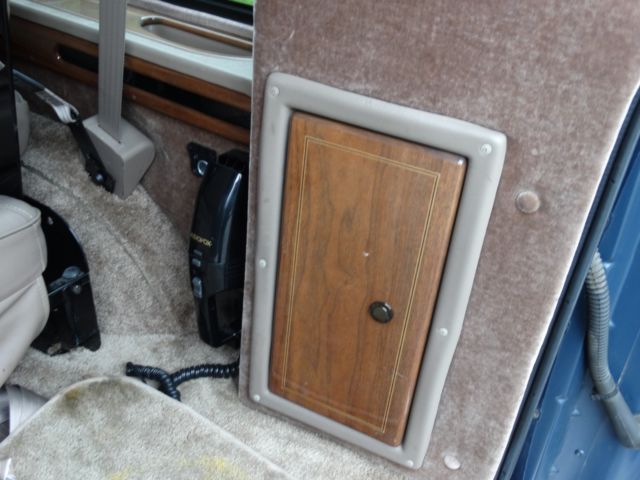 1989 Chevrolet Express leather - photo 7