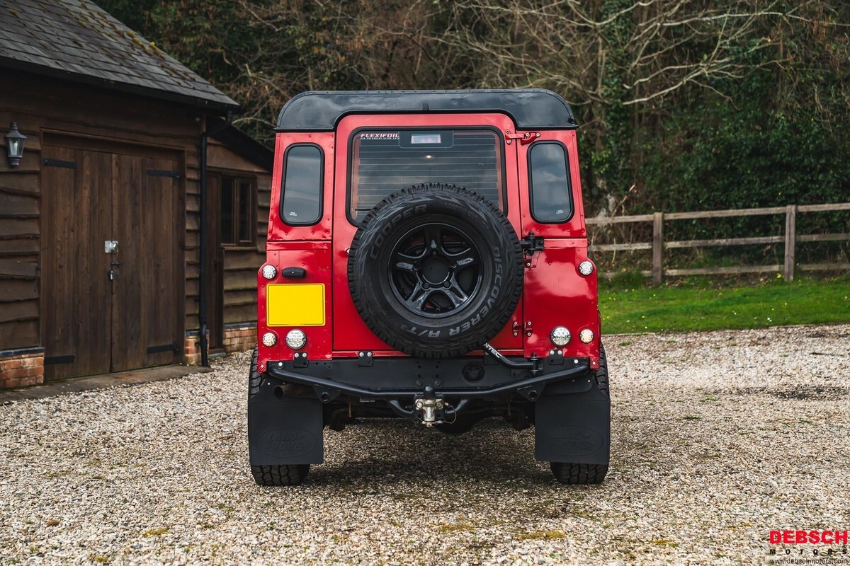1985 Land Rover 110 3.9L V8 V8 Frame Off Restoration, Automatic, Air-Con - photo 8
