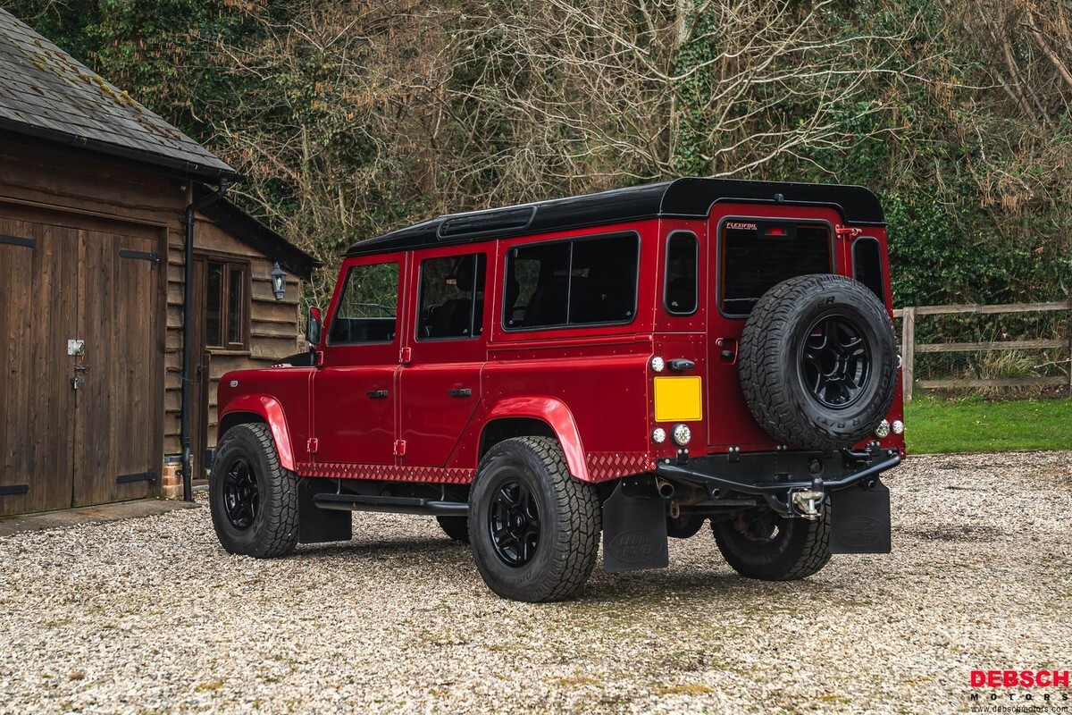 1985 Land Rover 110 3.9L V8 V8 Frame Off Restoration, Automatic, Air-Con - photo 9
