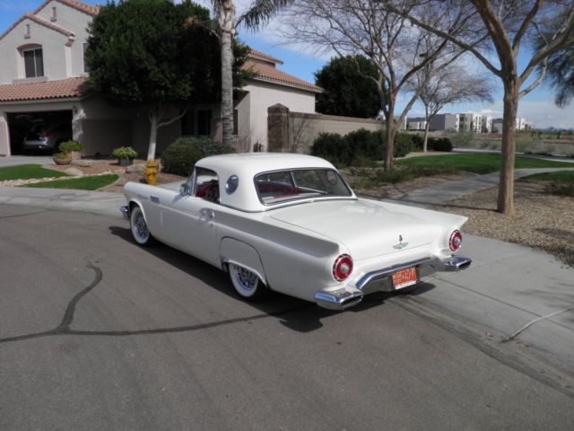 1957 Ford Thunderbird coupe - photo 3