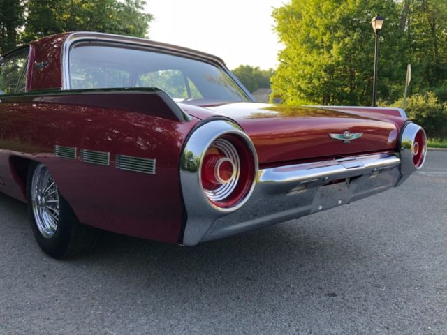 1962 Ford Thunderbird Hardtop Coupe - photo 10