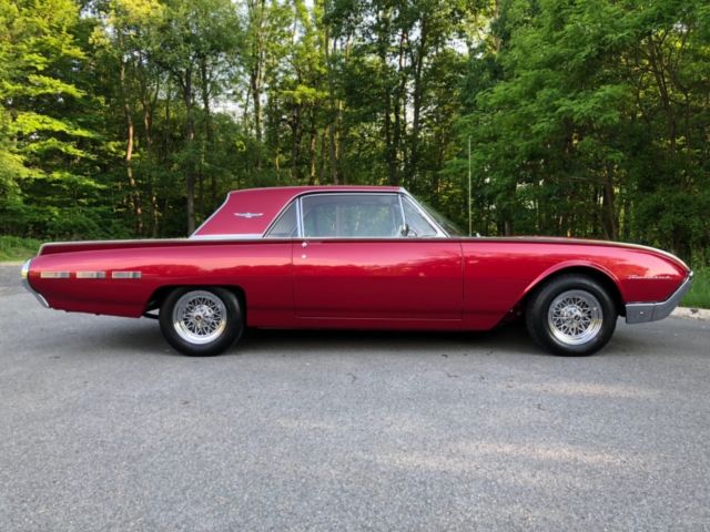 1962 Ford Thunderbird Hardtop Coupe - photo 5