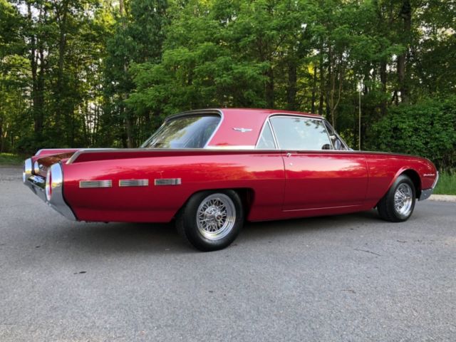 1962 Ford Thunderbird Hardtop Coupe - photo 6