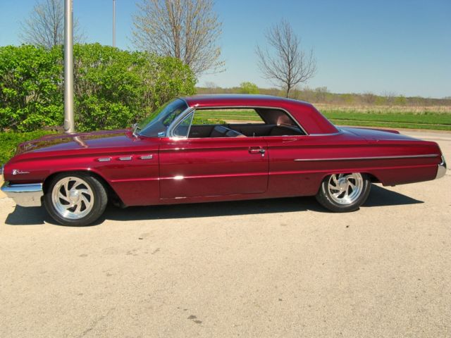 1962 Buick LeSabre 2 Dr Hardtop - photo 2