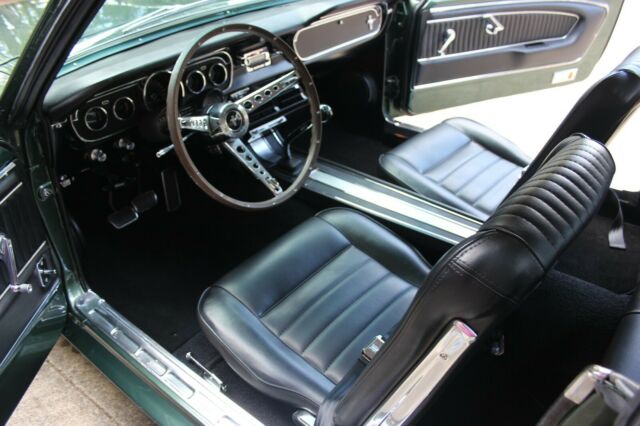 1965 Ford Mustang Coupe - photo 13
