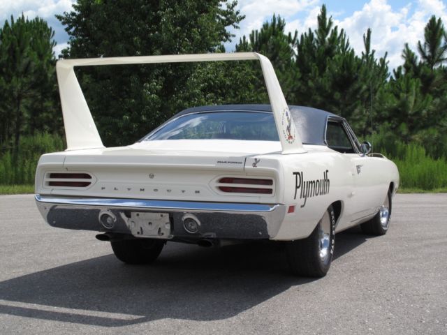 1970 Plymouth Road Runner Superbird - photo 6