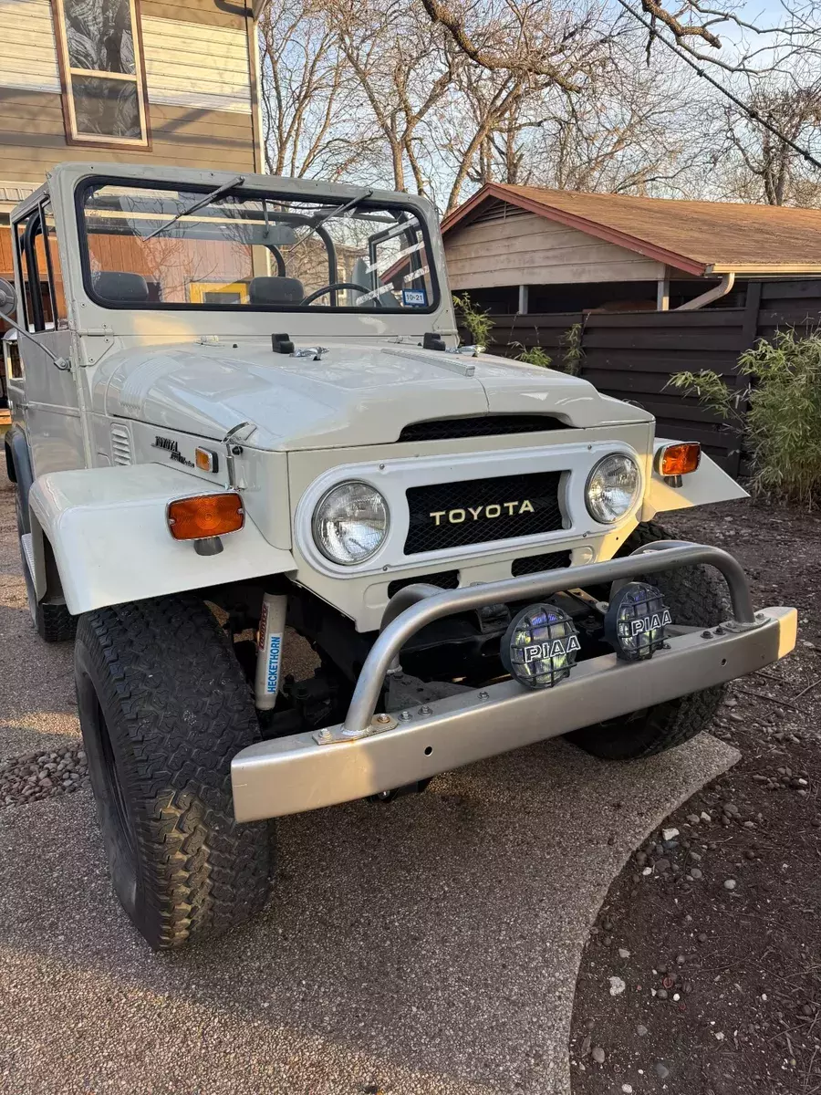 Fully Restored 1971 Toyota Land Cruiser FJ40 1971 Toyota Land Cruiser