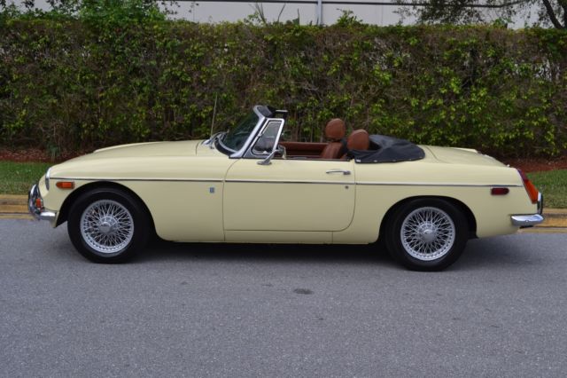 Fully Restored 1972 MG MGB Roadster 1972 MG MGB