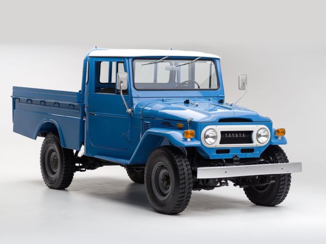 1974 Toyota Land Cruiser FJ45 Pick up