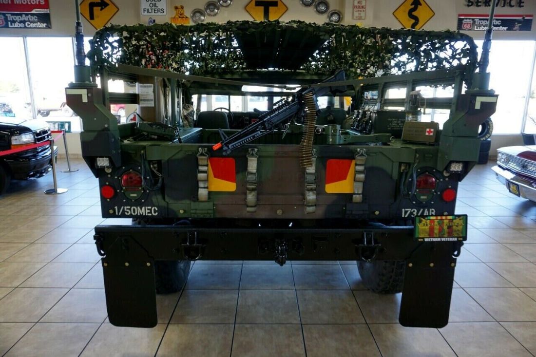1900 Hummer H1 - photo 10