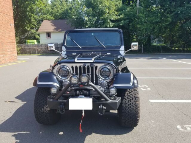 1981 Jeep CJ Laredo - photo 2