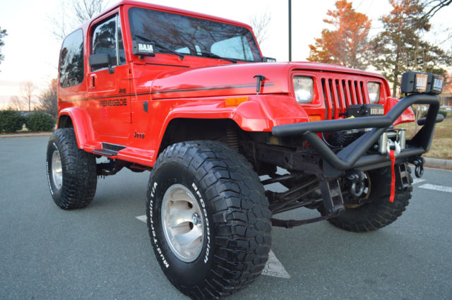 Fully Restored Jeep Wrangler YJ w/ Renegade Decals Inline 6 258 Motor 5 Speed 1988 Jeep Wrangler Wrangler