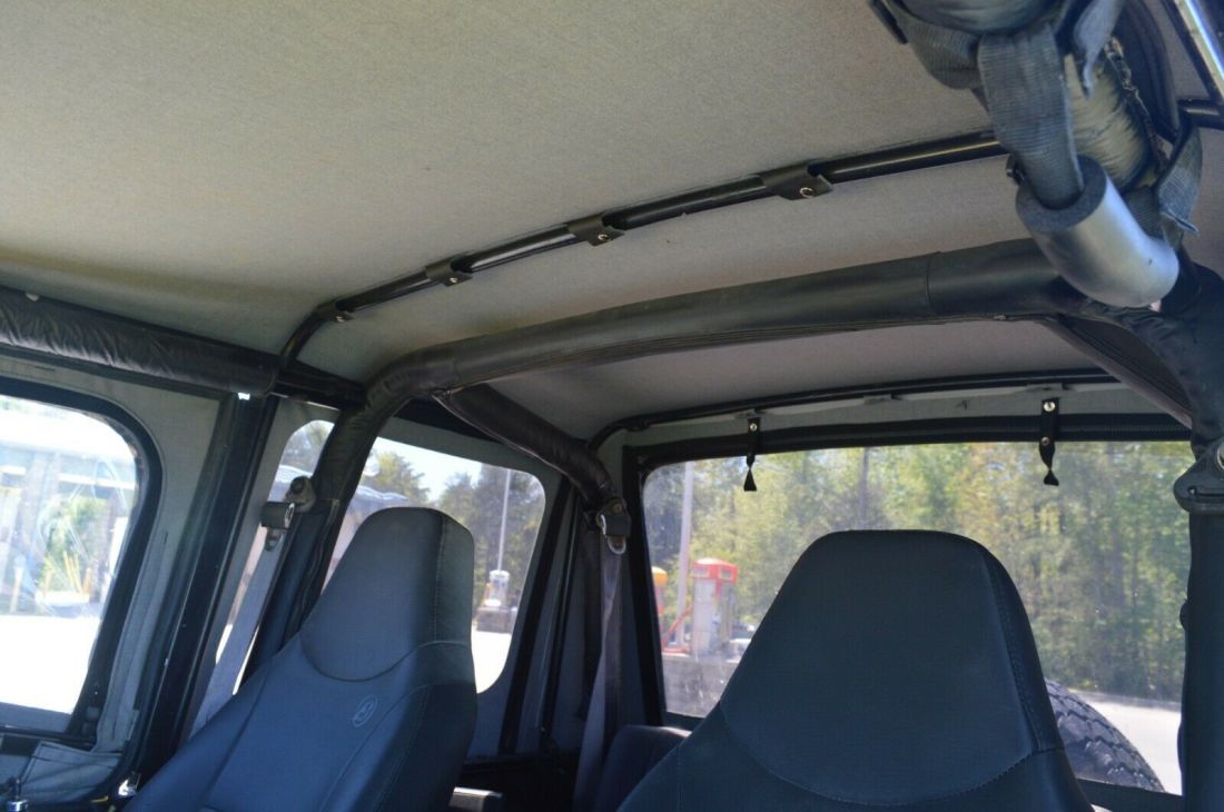 1992 Jeep Wrangler Renegade - photo 11