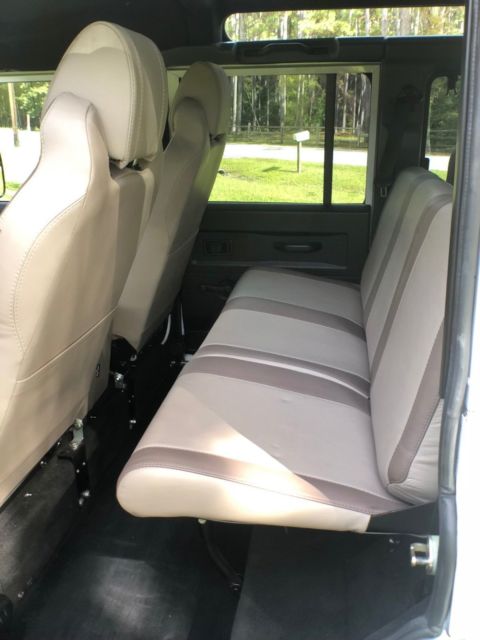 1992 Land Rover Defender - photo 8