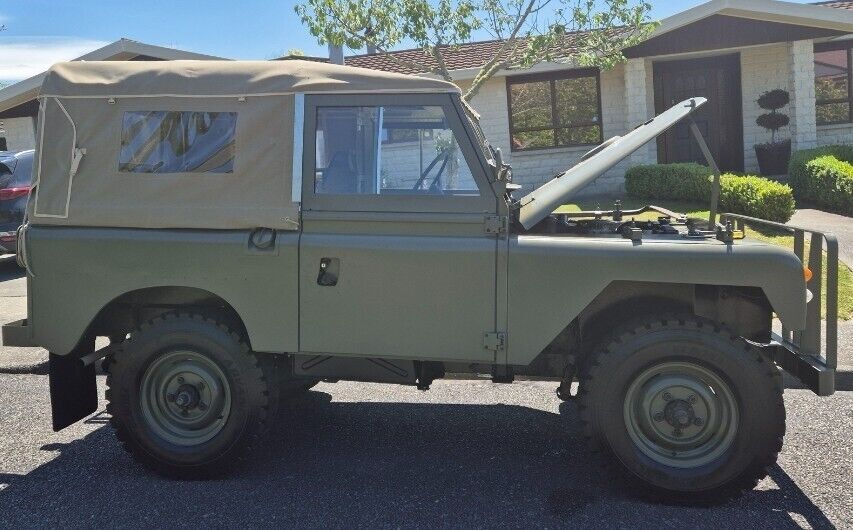 1971 Land Rover Defender - photo 2