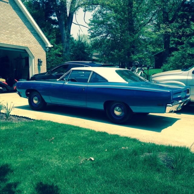1969 Plymouth Road Runner Sedan - photo 8