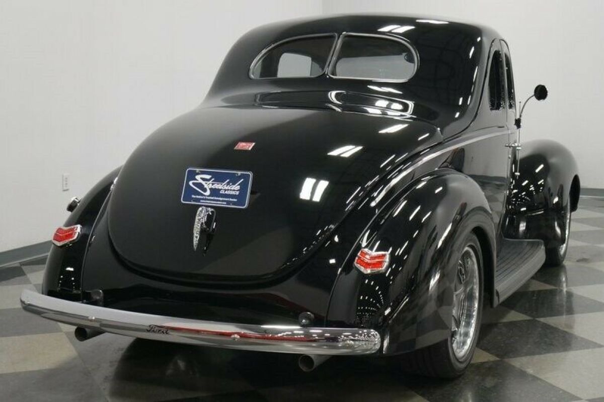 1940 Ford Deluxe Business Coupe Restomod - photo 13