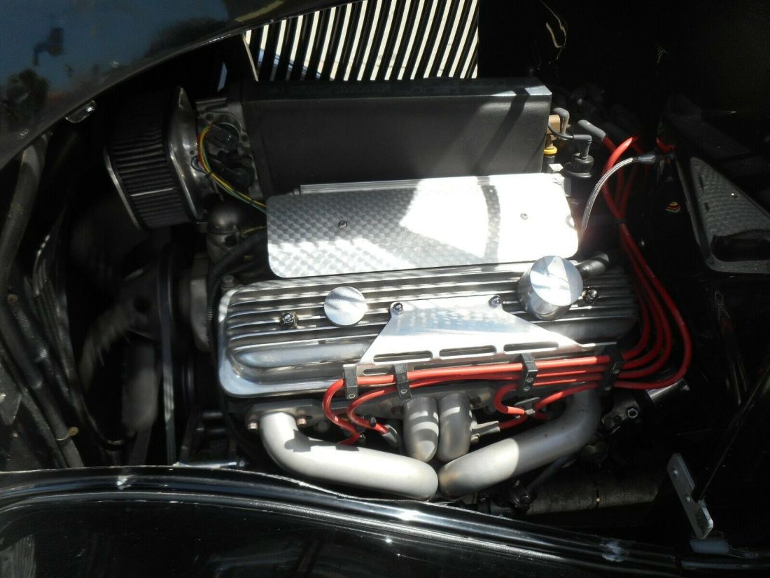 1933 Ford Roadster - photo 7