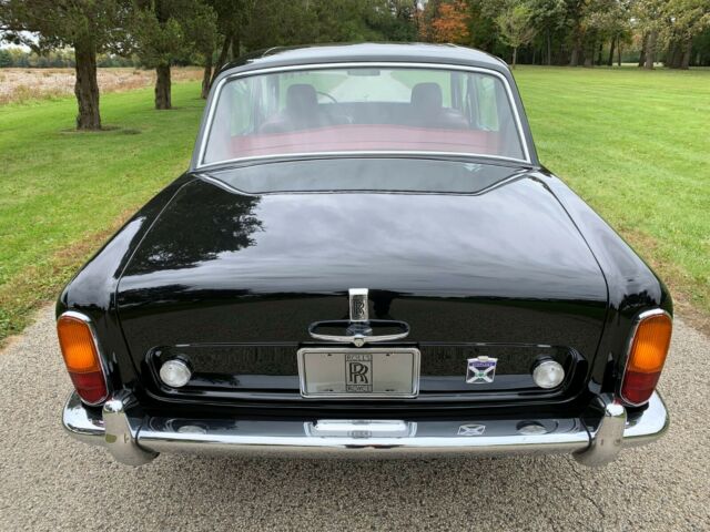 1969 Rolls-Royce Silver Shadow - standard saloon - photo 9