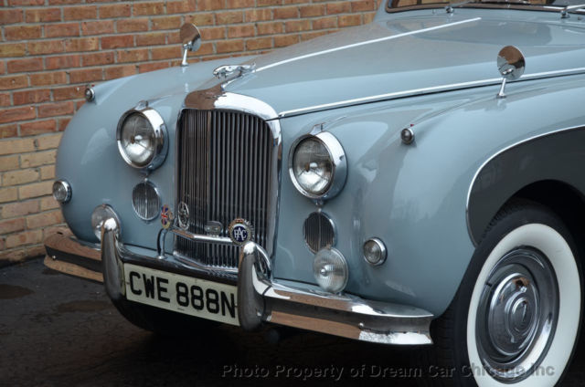 1960 Jaguar MK9 - photo 8
