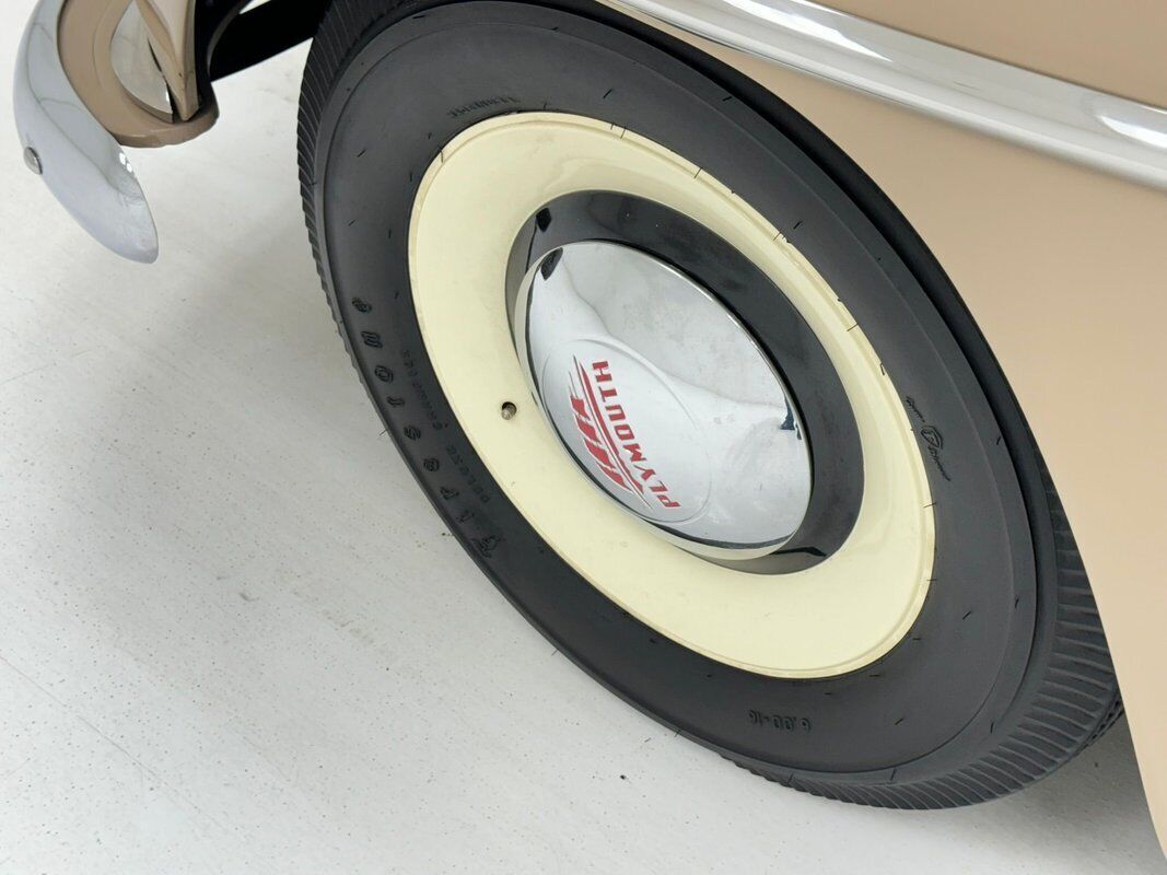1947 Plymouth Special Deluxe P15C Woody Station Wagon - photo 12