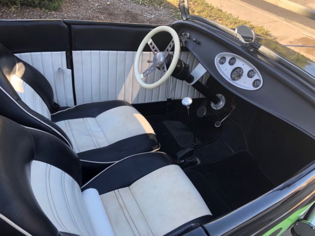 1932 Ford Model A - photo 2