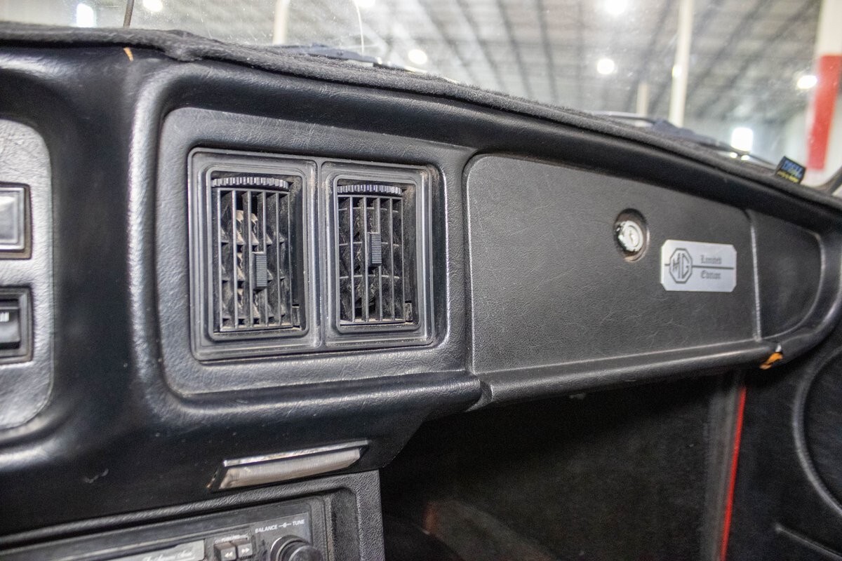 1977 MG MGB - photo 12