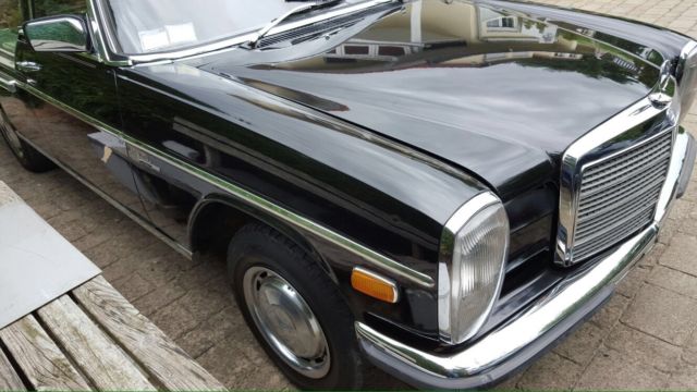 1976 Mercedes-Benz 200-Series - photo 12