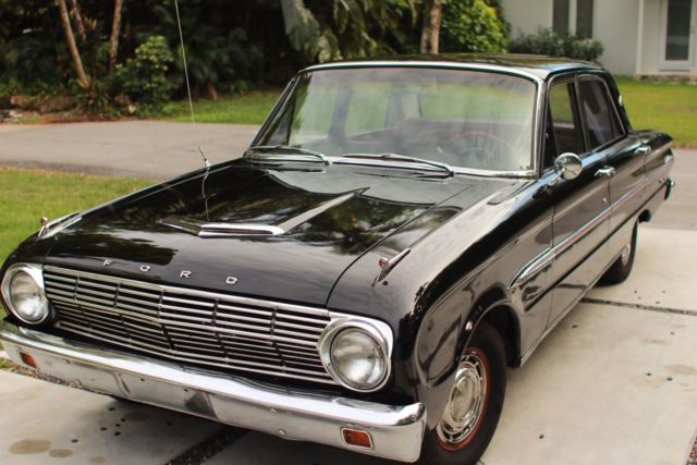 Futura - New i6 200 Engine with 3.5k miles - Black & Red Trim 1963 Ford Falcon