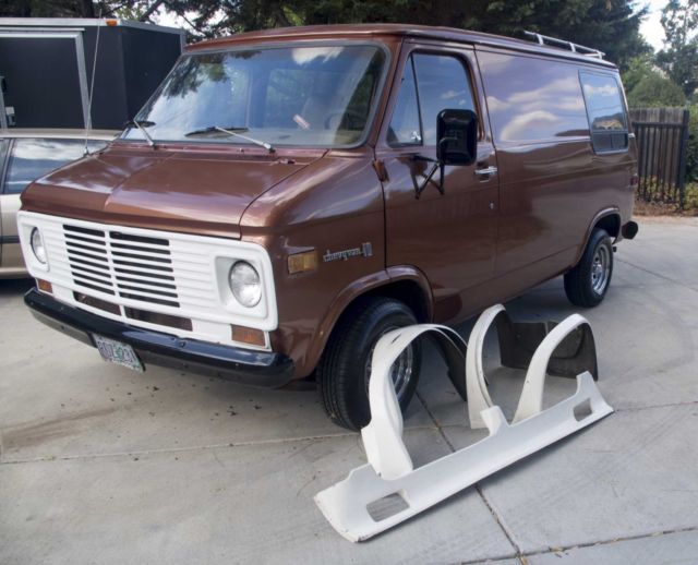 G10 Shorty Van - 350 V8 / 3 Speed Barn Find 1974 Chevrolet G20 Van