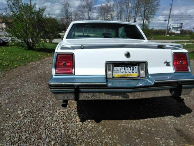 1986 Pontiac Grand Prix LE - photo 2