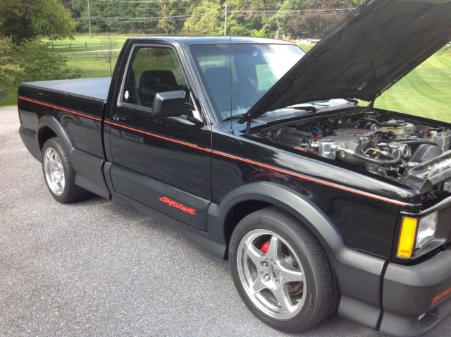 Garage kept amazing condition must see 1991 GMC Sonoma Syclone