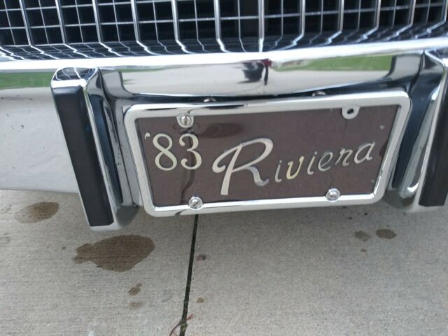 1983 Buick riviera - photo 11