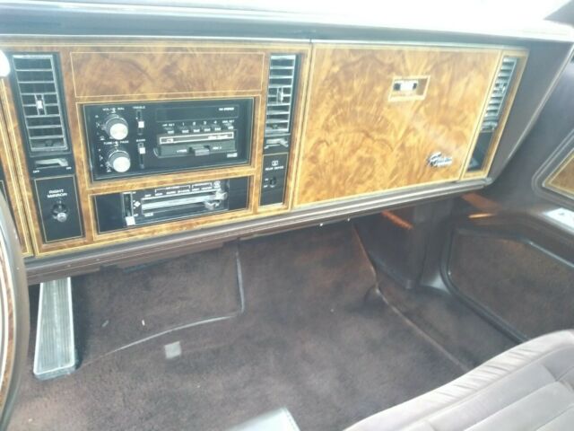 1983 Buick riviera - photo 9
