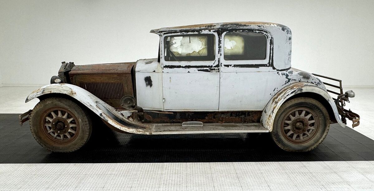 1930 Packard 733 Deluxe Coupe - photo 2