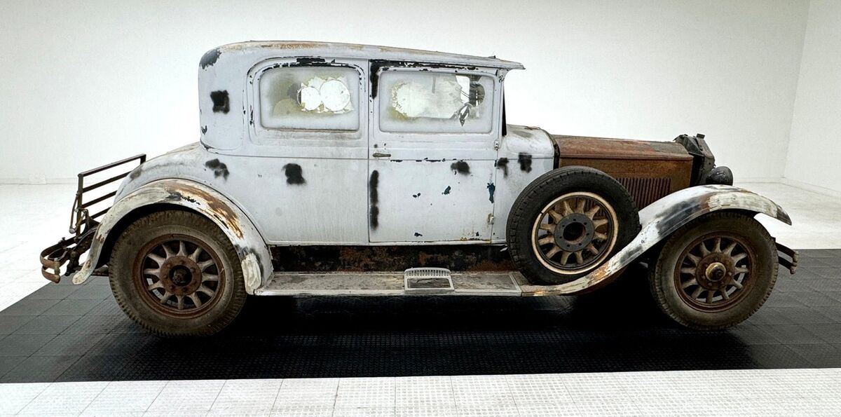 1930 Packard 733 Deluxe Coupe - photo 6