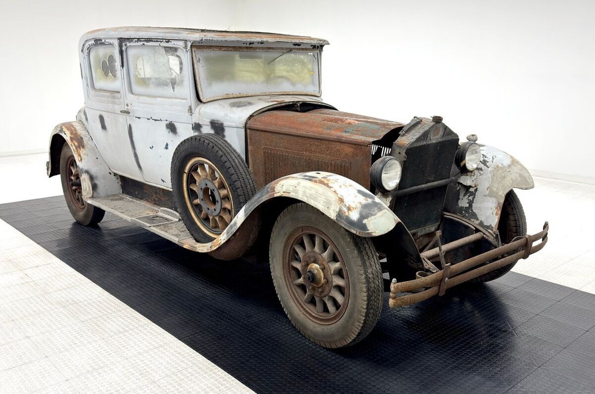 1930 Packard 733 Deluxe Coupe - photo 7