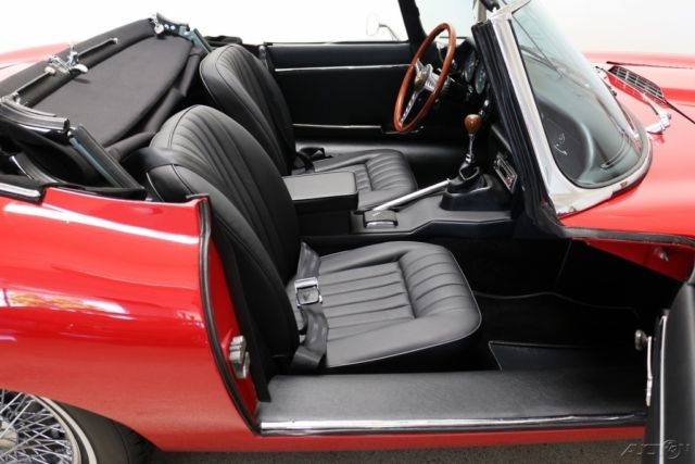 1969 Jaguar E-Type Roadster - photo 12