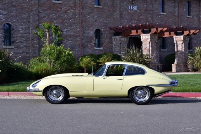 1966 Jaguar E-Type XKE 4.2 LITER FIXED-HEAD COUPE - photo 2
