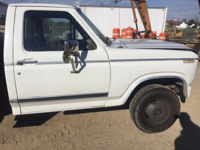 1985 Ford F-250 - photo 3