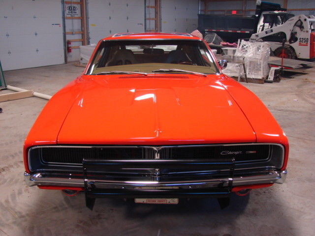 1968 Dodge Charger - photo 4